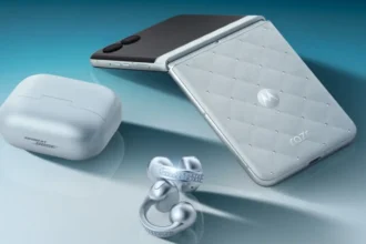 Motorola Swarovski-Studded Razr